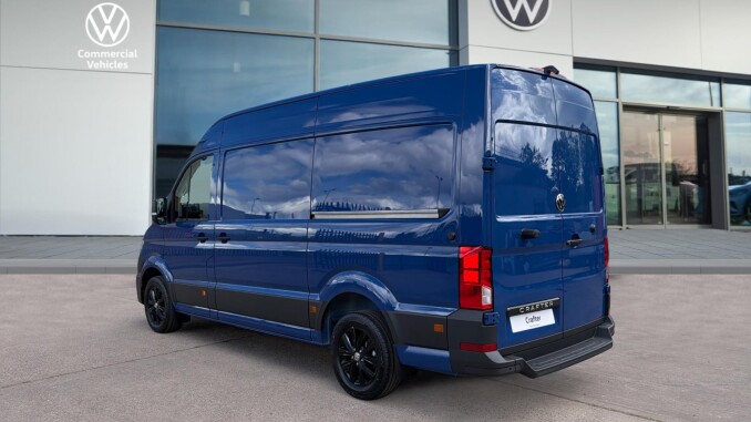 Volkswagen Crafter Cr35 Mwb Diesel Fwd 2.0 TDI 140PS Commerce Plus High Roof Van - Image 3